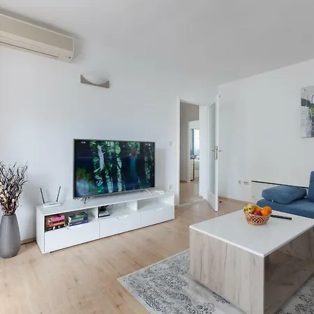 Gabriella * Makarska