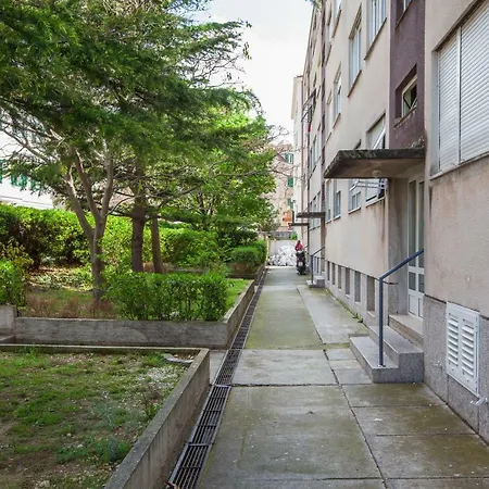 Gabriella Apartment *